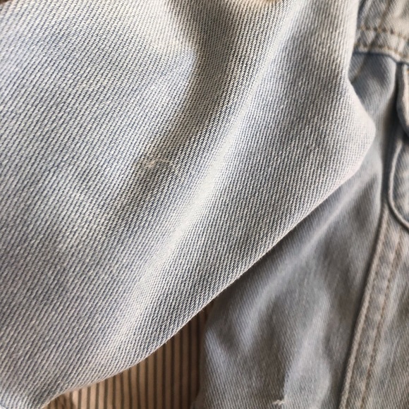 BOGO Old Navy jean denim jacket with snaps - light wash - Picture 4 of 5